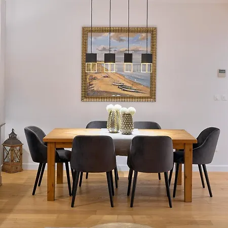 K Luxury Apartment